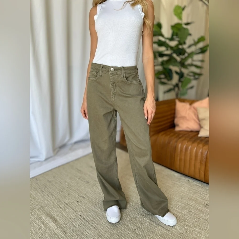 High‎ Rise Wide Leg Jeans - Picture 9 of 16